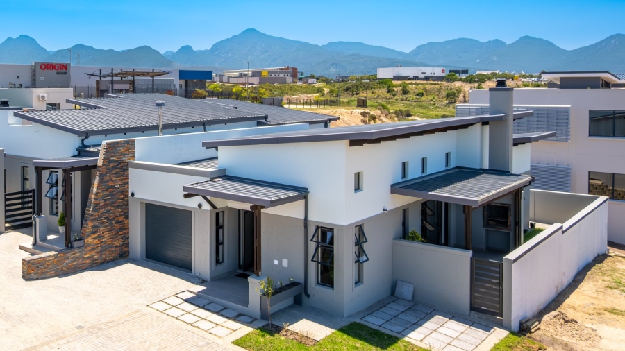 2 Bedroom Property for Sale in Eden Residential Estate Western Cape